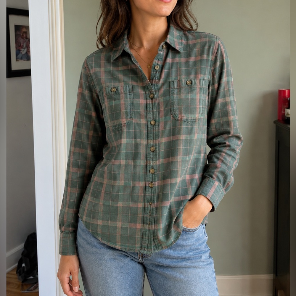 Duluth Trading Co Green and Pink Plaid Button-Up Shirt